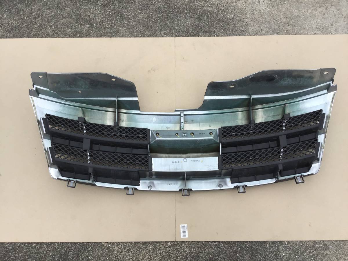 セレナ | ライダー オーテックC25後期ライダー純正フロントグリル流用 