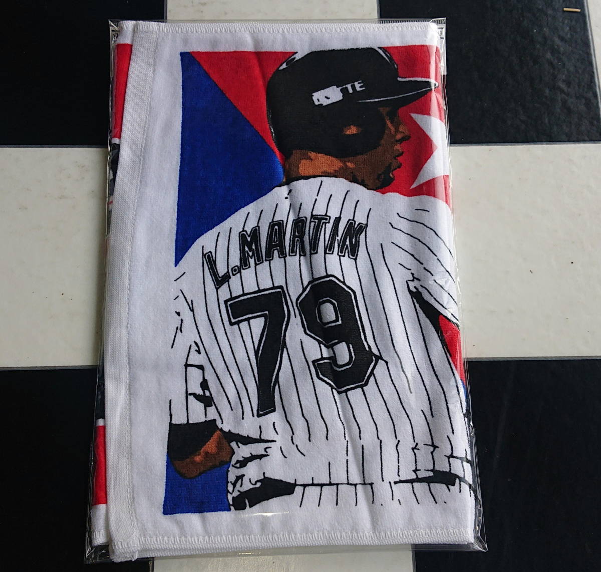【大得価，最新作】 千葉ロッテ マリンズ レオネス マーティン 応援フェースタオル CHIBA Lotte Marines YES Martin 広瀬アリスさん激似公認 話題(その他)｜売買されたオークション情報、yahooの商品情報をアーカイブ公 その他