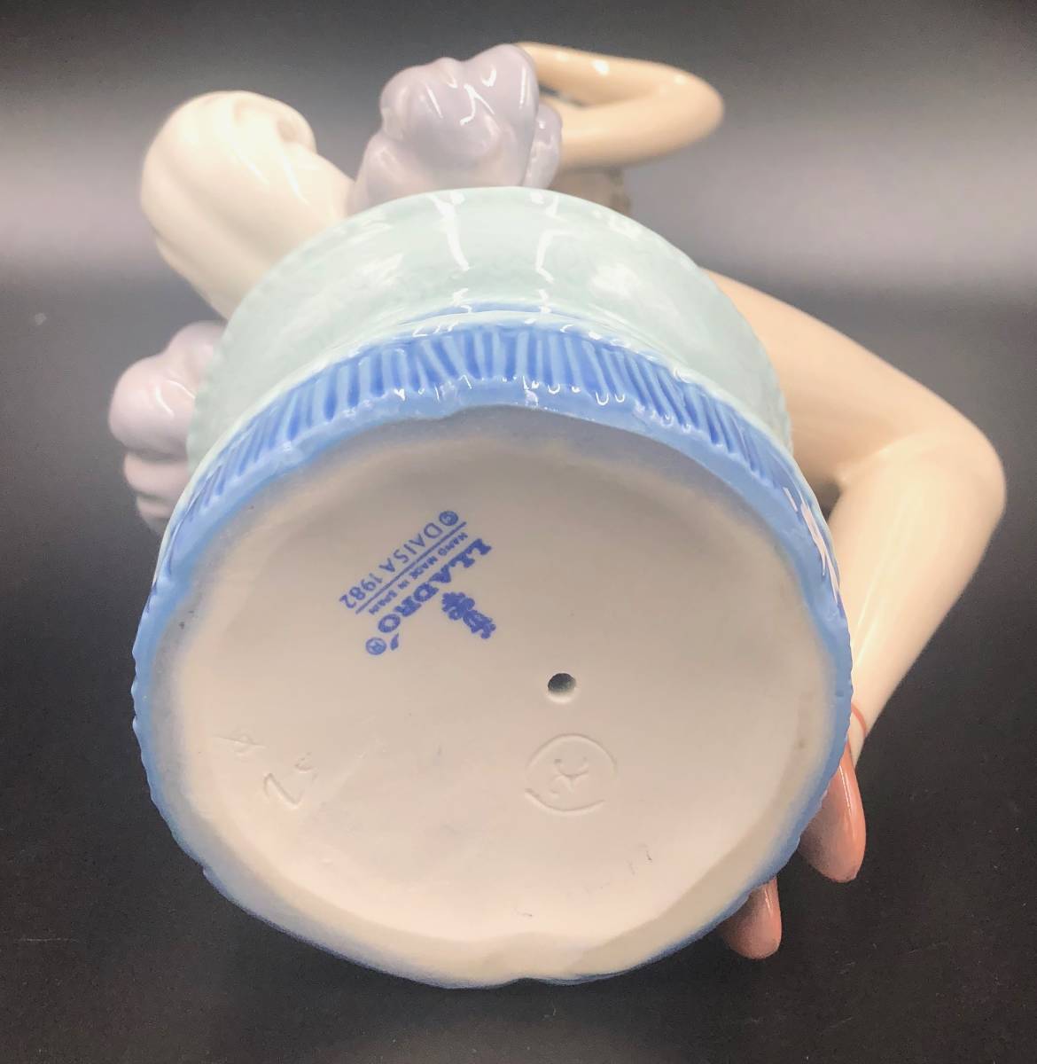 リヤドロ LLADRO バニーキッス No.6741 美品 希少 絶版 希少 絶版