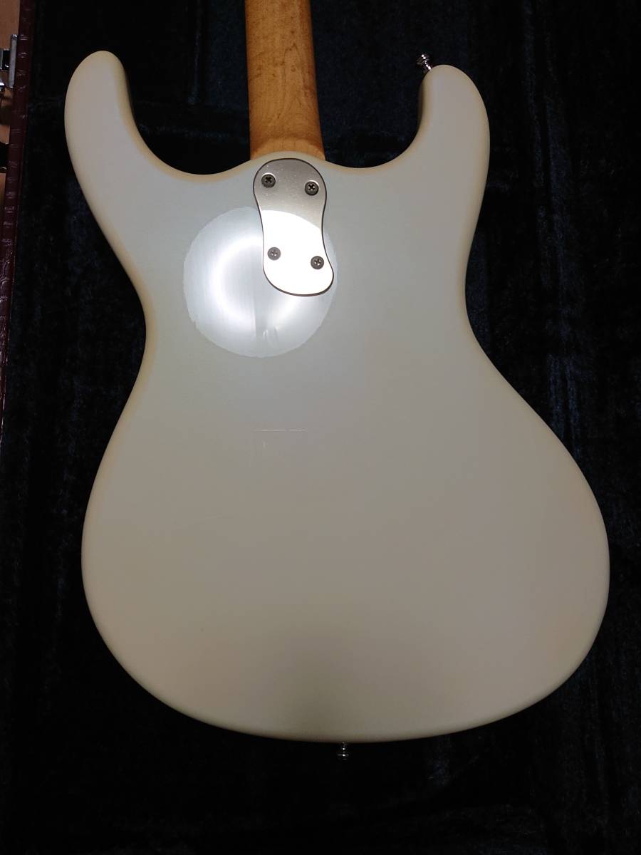 Mosrite（モズライト）Super Custom 黒雲製エレキギター ハードケース