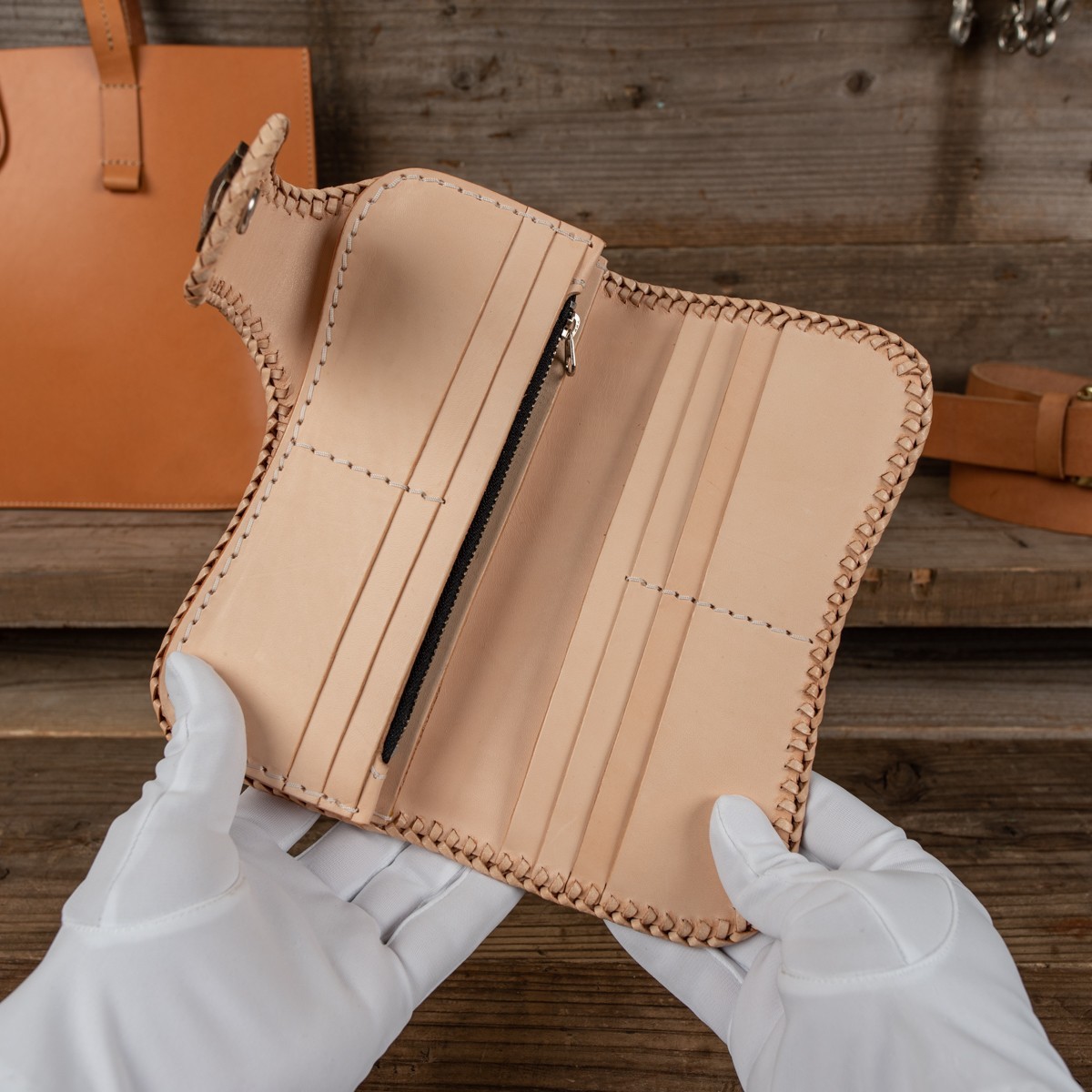 エリザベス2世】 新品 送料無料 ハンドメイド 長財布 財布 メンズ 本革