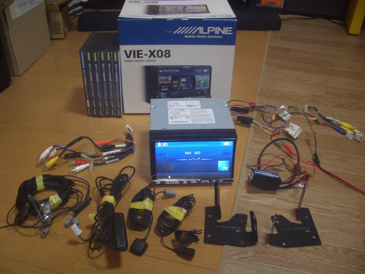 1円スタート】 ALPINE カーナビ VIE-X08 地図2018年版 【動作確認品