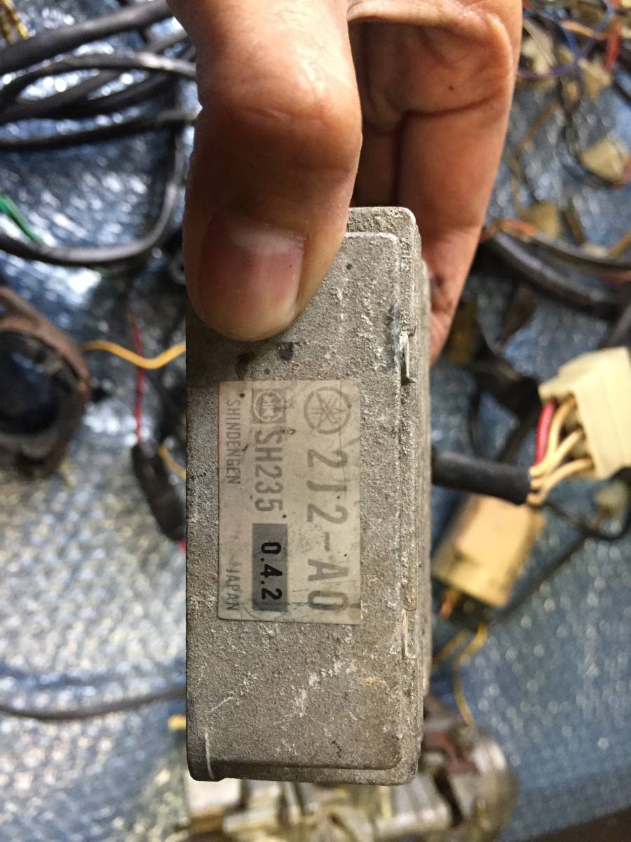 確認 SR400 2H6 キャブレター 残り物は全てが未確認でオマケ☆ 鍵無しキー