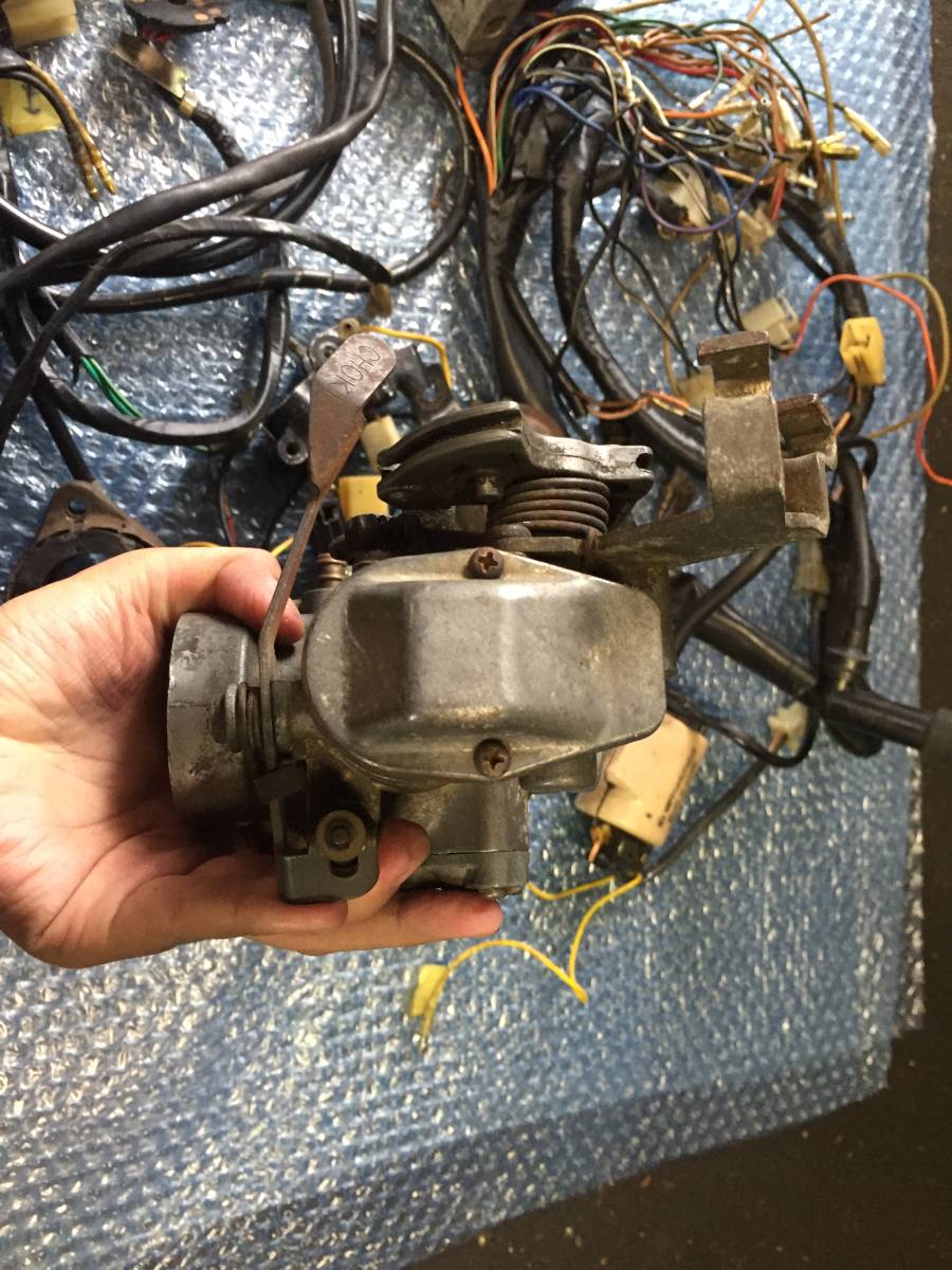 SR400 2H6 キャブレター 残り物は全てが未確認でオマケ☆ 鍵無しキー