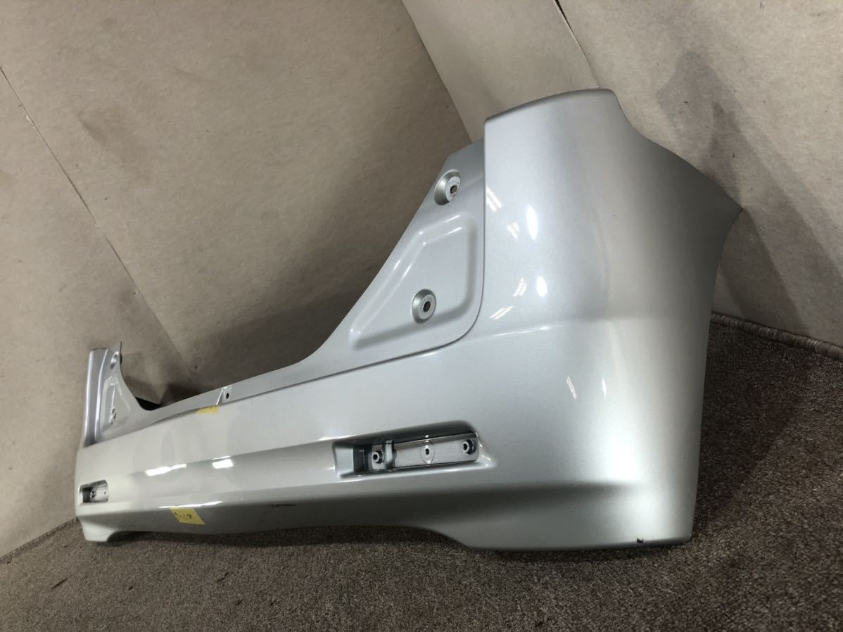 MK32S スペーシア 71811-81M0 リアバンパー - メルカリ 純正 (128) (184) スポイラー付 DBA-MK32S MK42S ☆在庫処分価格☆スペーシア 純正番号 リア 品[H310-BR4682