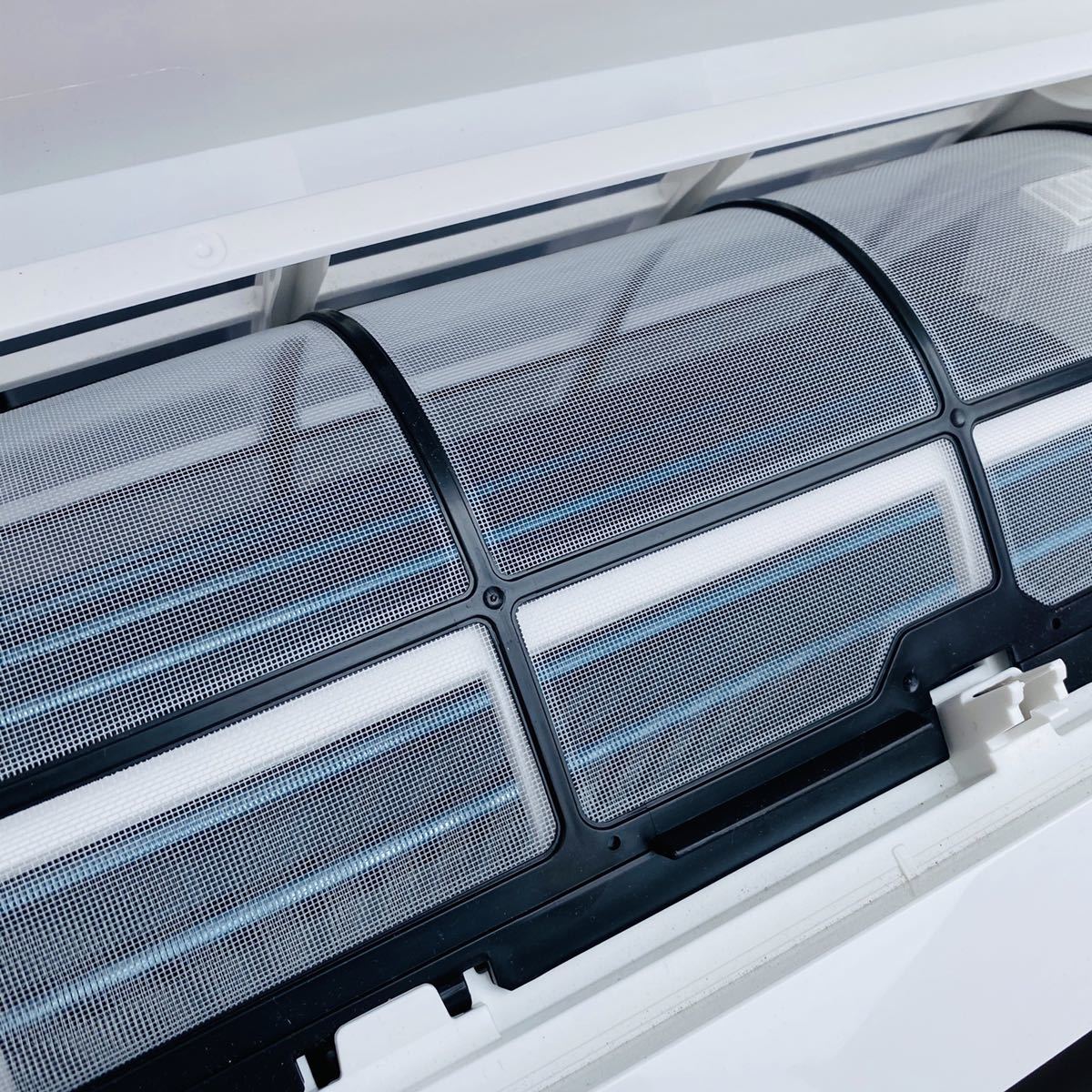 アイリスオーヤマ 6畳用ルームエアコン 18年製 IRR-2218C リモコン付 2.2kw