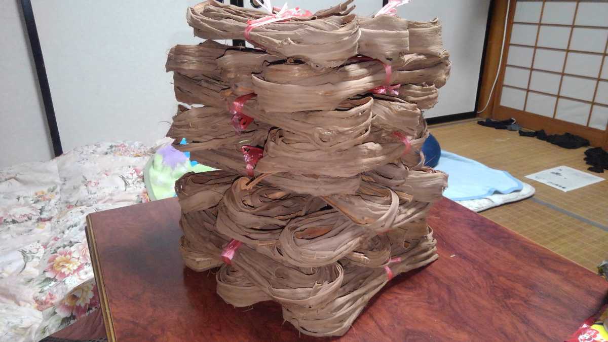 山葡萄の皮　約5.2㎏　B品　2020年新樹皮　乾燥状態　(検)　ヤマブドウ　材料　ハンドメイド　蔓　樹皮_1