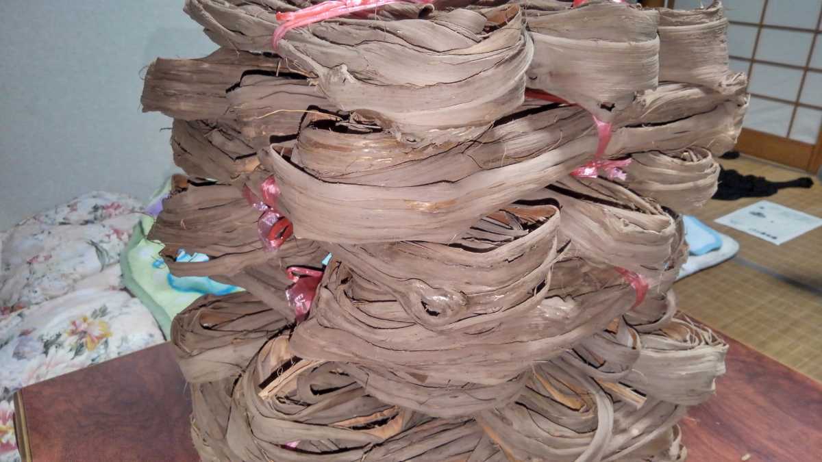 山葡萄の皮　約5.2㎏　B品　2020年新樹皮　乾燥状態　(検)　ヤマブドウ　材料　ハンドメイド　蔓　樹皮_3