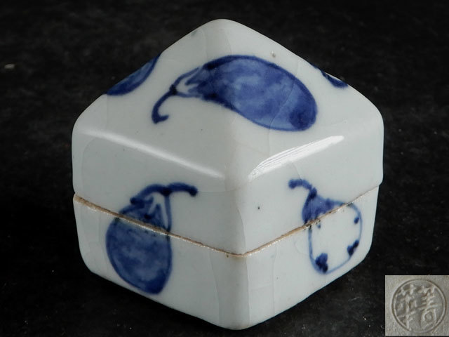 九谷焼窯元 九谷焼：染付なずな文向付・須田菁華《小鉢・14.5cm 