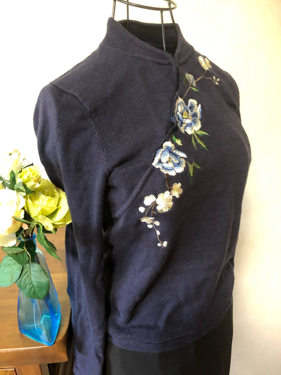 希少 VIVIENNE TAM 刺繍 花 パワーネット ノースリーブ 黒 希少