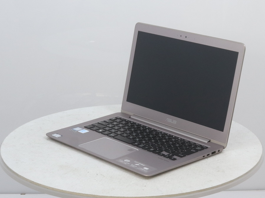 ASUS UX330U 第7世代 Intel Core i5 ASUS UX330U 第7世代 Intel Core