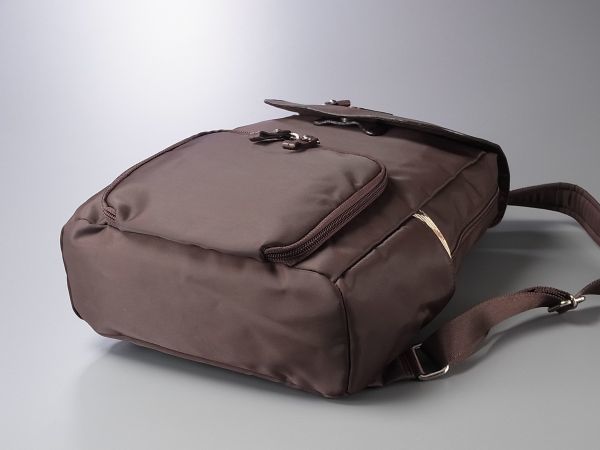 GD5498 ダックス/DAKS ナイロン/レザートリム 撥水 ハウスチェック リュック/鞄 ブラウン系  レディース(女性用)｜売買されたオークション情報、yahooの商品情報をアーカイブ公開 - オークファン（aucfan.com）