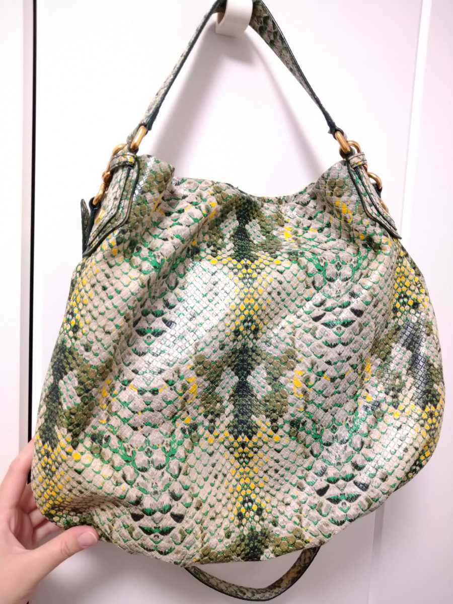 Marc by Marc Jacobs ヘビ柄ショルダーバッグ パイソン MARC JACOBS 