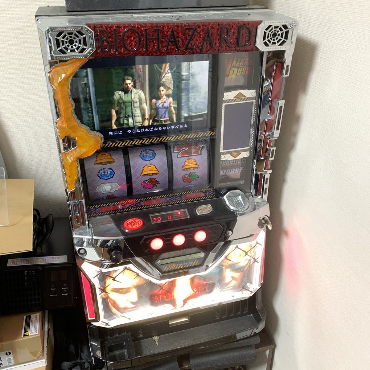 家庭用電源 実機 スロット エンター 鍵付き バイオハザード5パチスロ