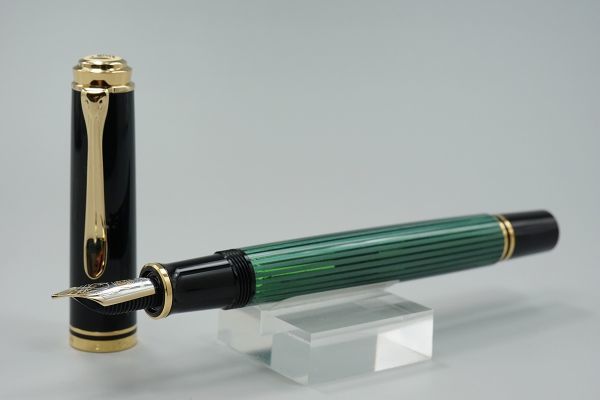 新品】ペリカン M400 緑 グリーン EF 緑縞 スーベレーン 万年筆 本物保証
