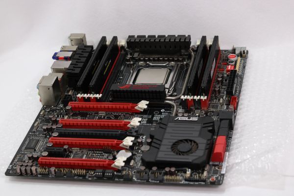 ジャンク品 マザーボード ASUS RAMPAGE Ⅳ EXTREME LGA2011 Intel Core