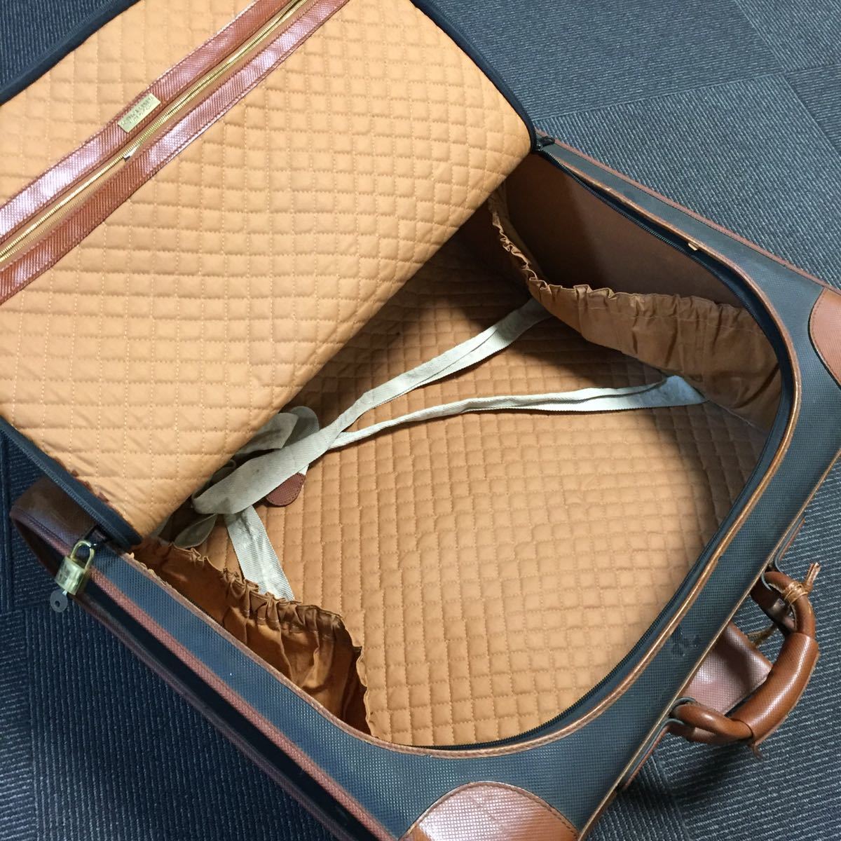 BOTTEGA VENETA マルコポーロ - ボッテガ 本物 ヴェネタ ボッテガ