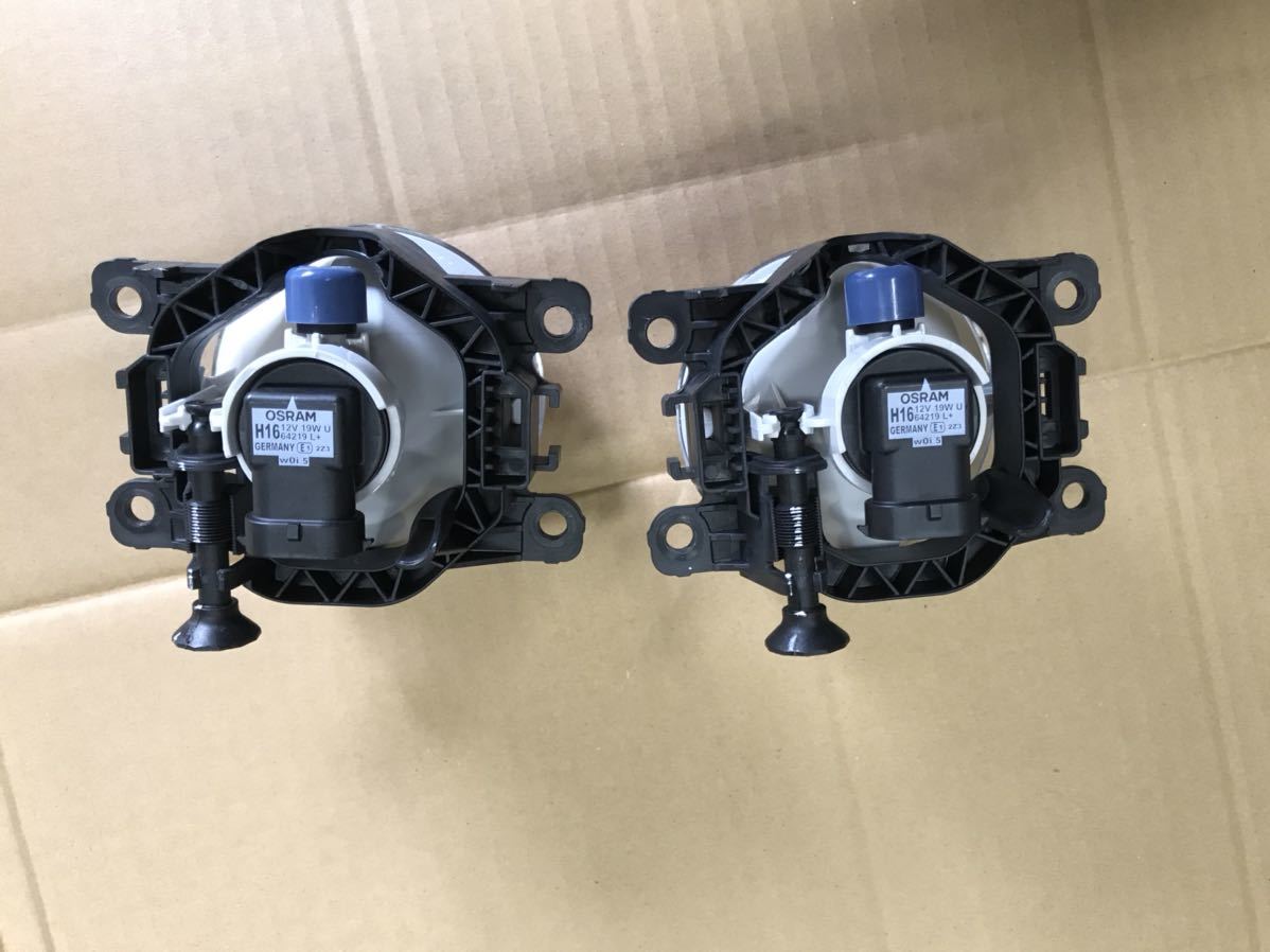 ⭐︎送料込み⭐︎ ジムニー JB64 純正フォグランプ（新車外し） 新車外し JB64 ジムニー 純正フォグランプ 【公式通販】