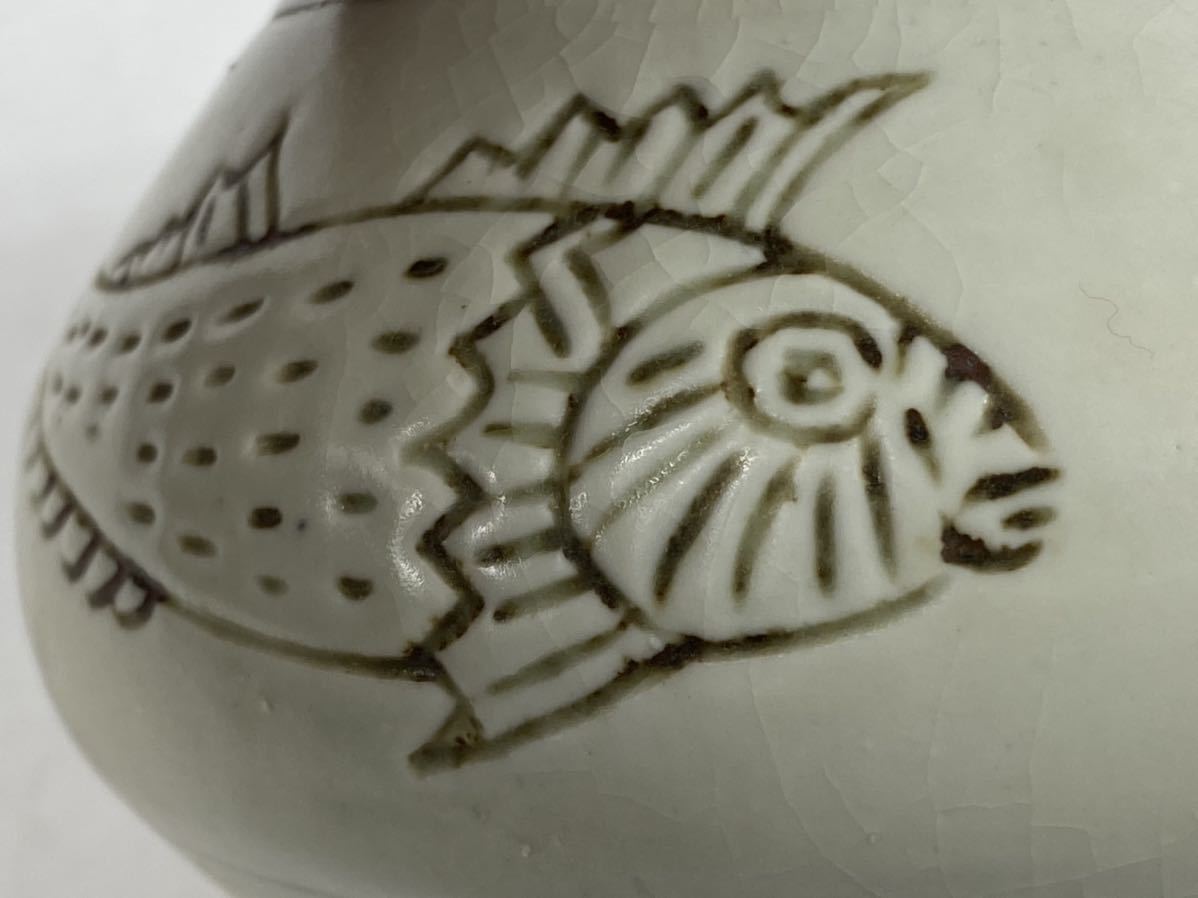 朝】李朝 朝鮮 青磁 白瓷 壷 魚 古玩 古美術 工芸品 陶芸 【公式通販】