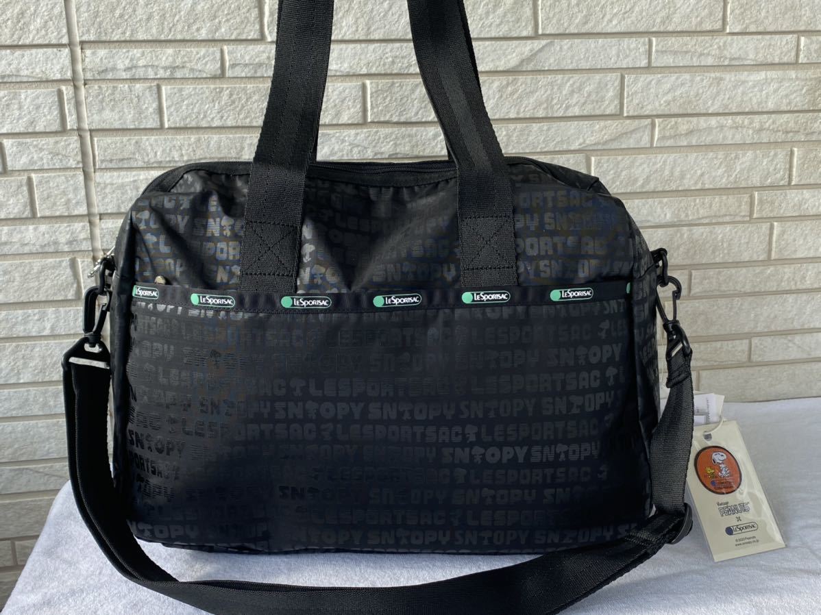 Lesportsac レスポートサック 3356 Harper Bag スヌーピータイポグラフィ ショルダーバッグ 売買されたオークション情報 Yahooの商品情報をアーカイブ公開 オークファン Aucfan Com