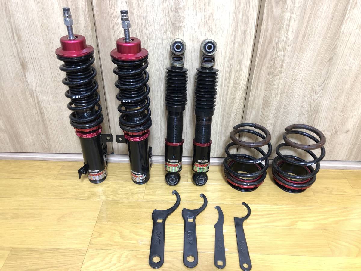 未テスト ワゴンR スティングレー MH44S フレア MJ44S触媒 エキマニ 美品 スズキ ワゴンR スティングレー MH34S/MH44S BLITZ DAMPER ZZ-R