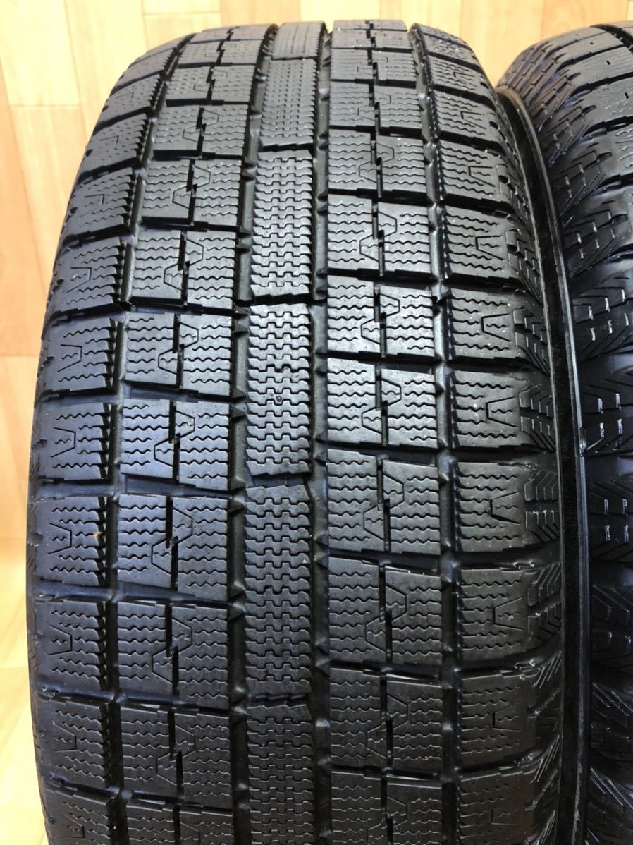 バリ溝！23年！キレイ！9.5分☆スタッドレス 215⁄60R16 ダンロップ