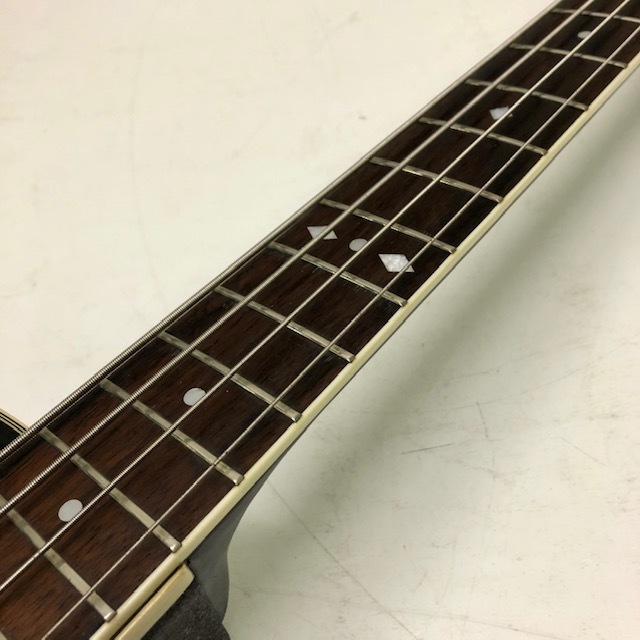 オベーション Ovation Celebrity CC074 エレアコベース