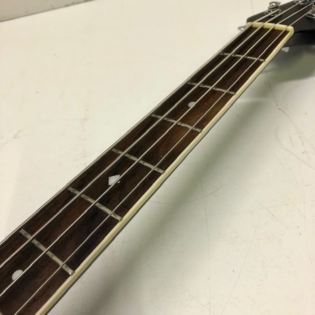 オベーション Ovation Celebrity CC074 エレアコベース