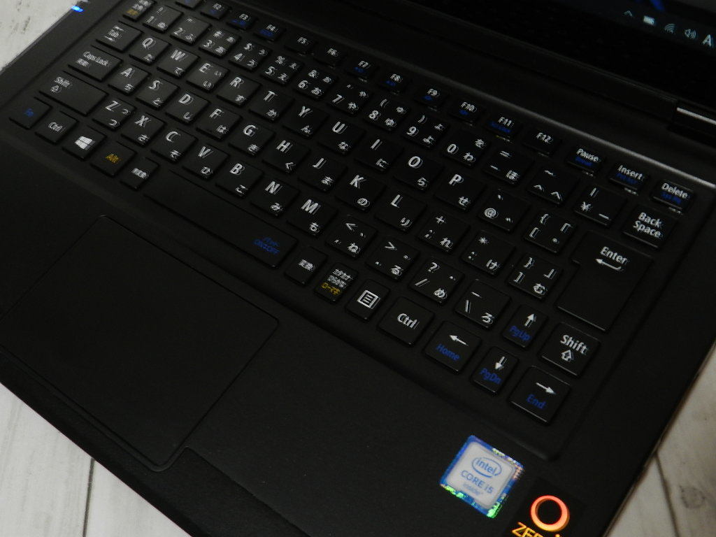 ノートPC NEC Lavie第8世代i7 軽量タッチパネル13.3ストレージ