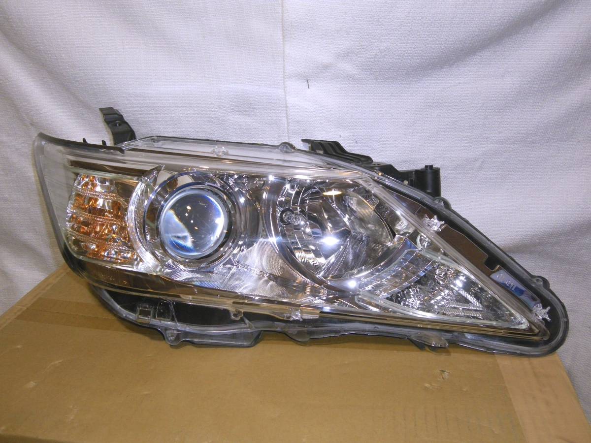 美品 ステー破損ナシ バラスト付 カムリ 前期 HID AVV50 打刻4 右ヘッド