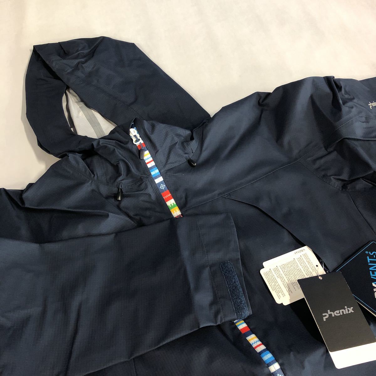送料無料，大得価 E0051-U92 C phenix フェニックス アウトドア Brocken 3L Jacket XLサイズ メンズ ジャケット 上着 展示品 ウェア(男性用)｜売買されたオークション情報、yahooの商品情報をアーカイブ公開 - オークファ 男性用