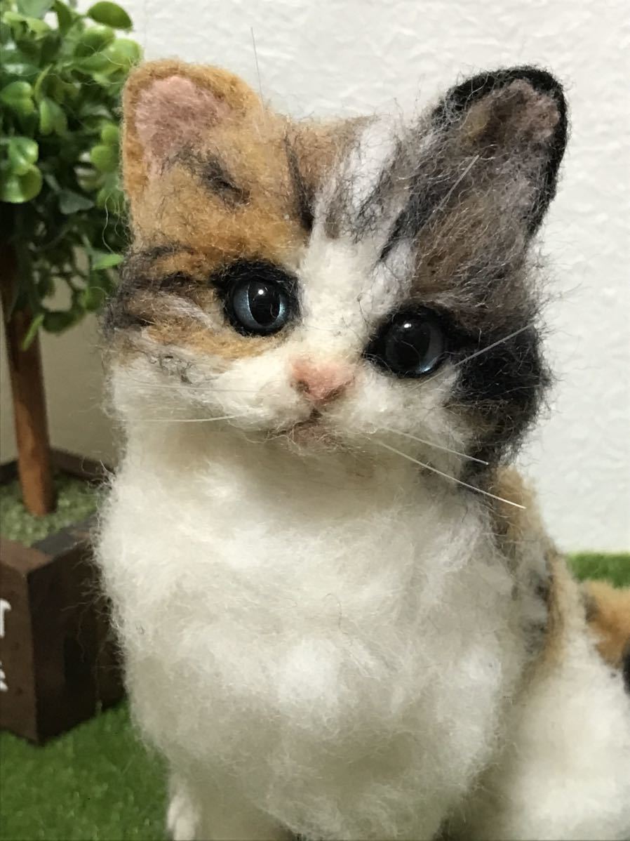 羊毛フェルト 三毛猫 iichi - 猫 日々の暮らしを メルカリ