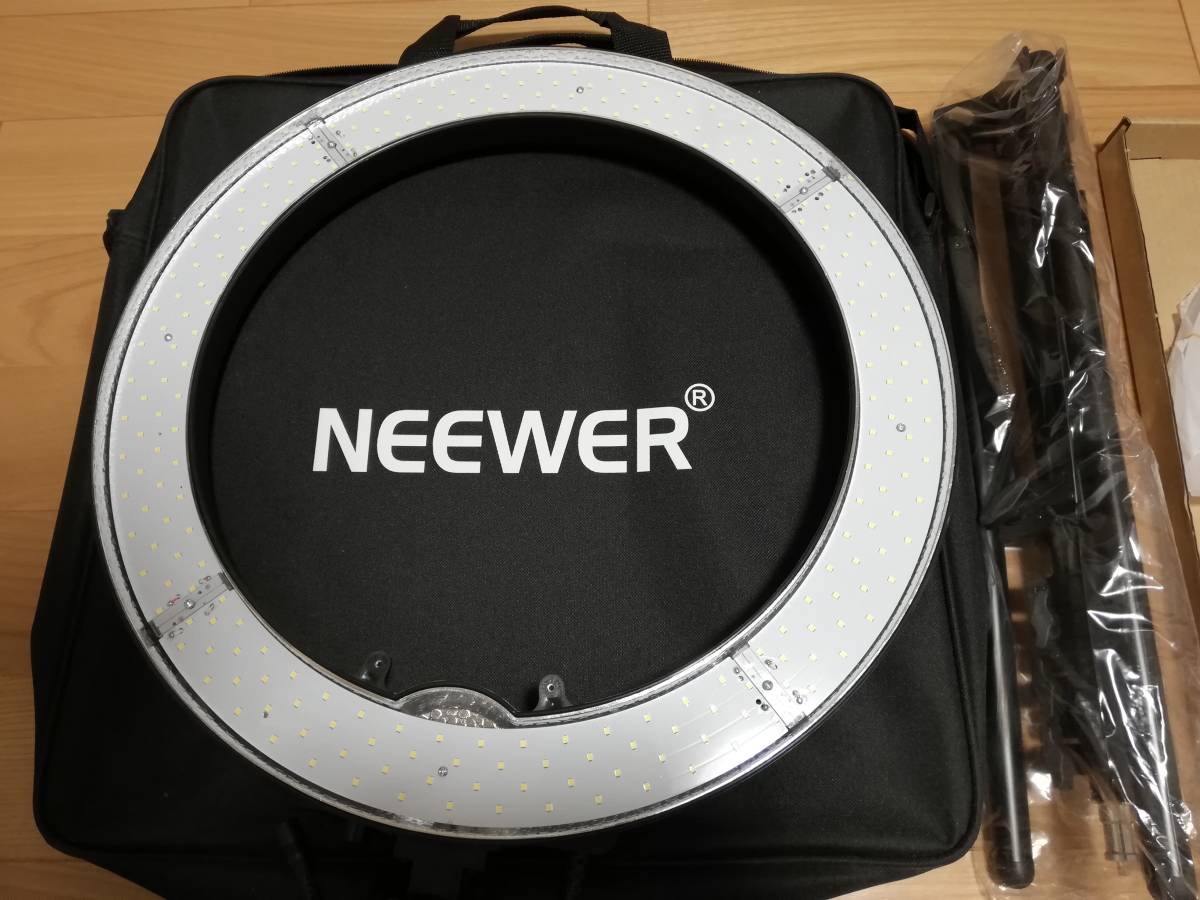 Neewer カメラ写真ビデオ用照明セット　18インチ/48cm外部55W 5500K調光LEDリングライト ※新品