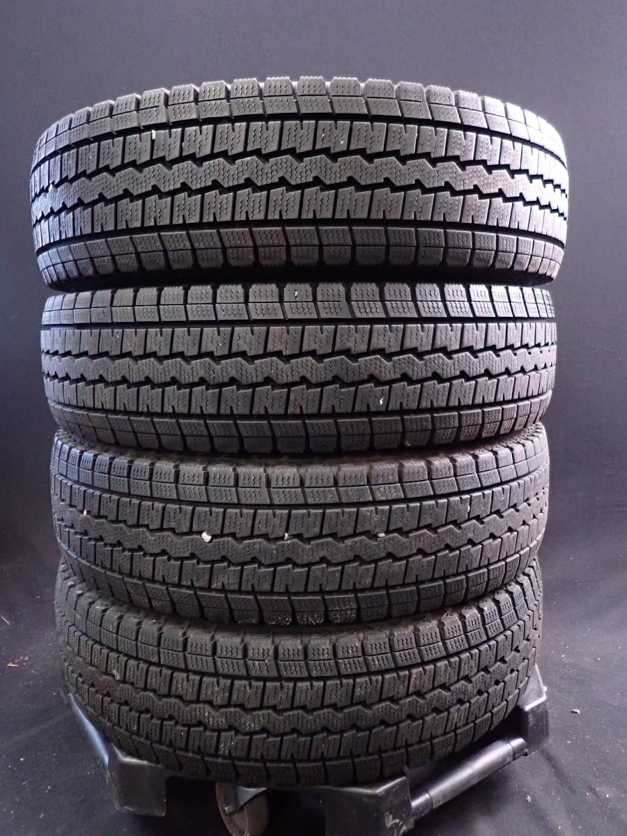 冬超え☆ バリ山☆ 165R14 8pr ダンロップ wintermax sv01 4本セット