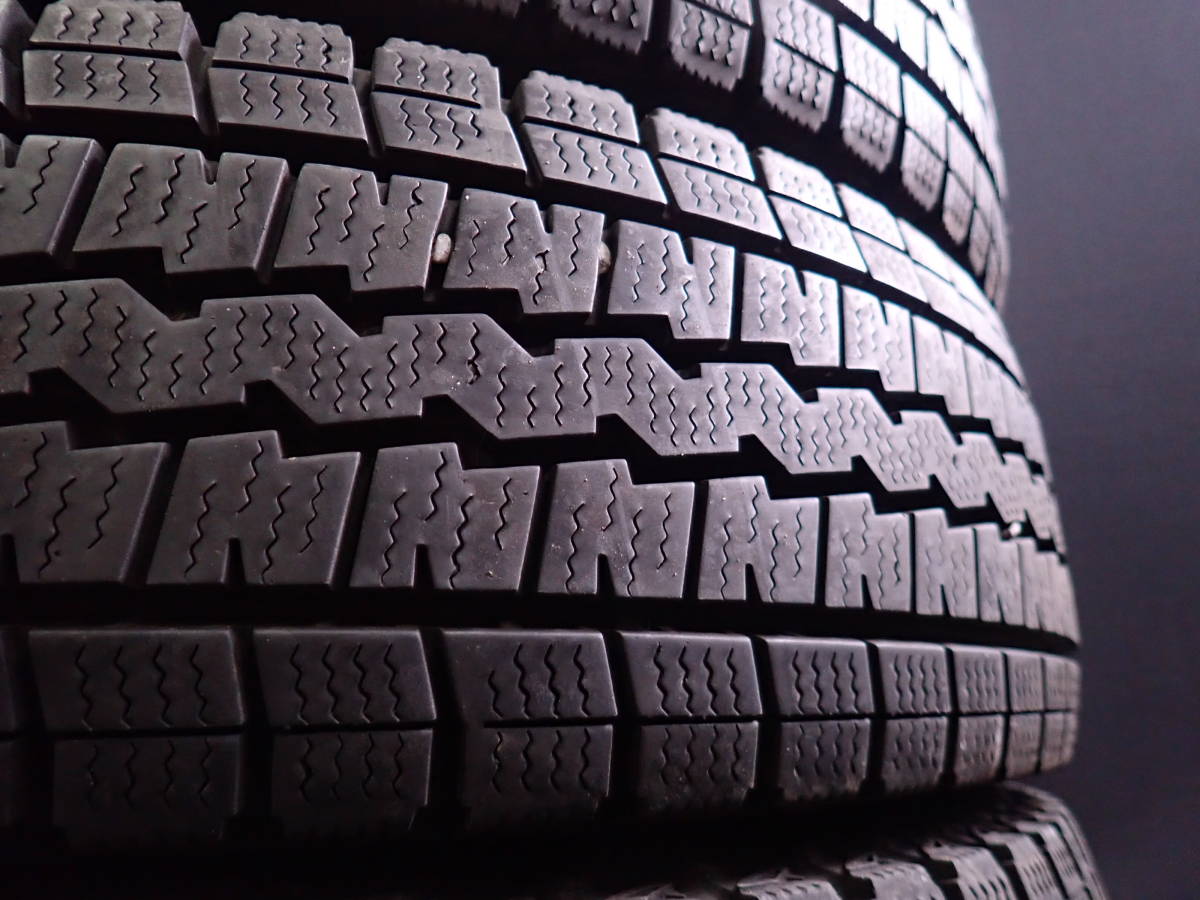 冬超え☆ バリ山☆ 165R14 8pr ダンロップ wintermax sv01 4本セット
