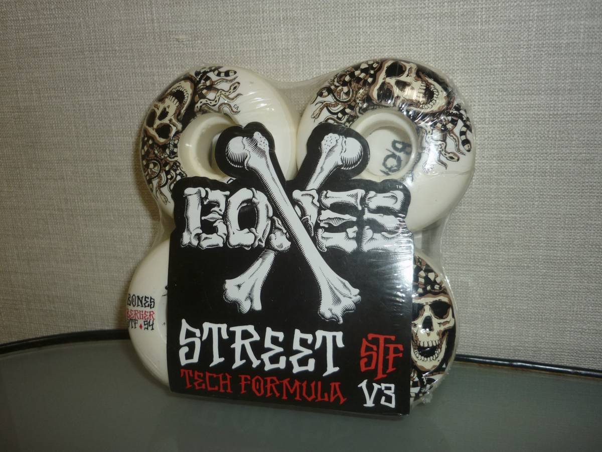 定番，新作 BONES STF ANNUALS V3 54mm ボーンズ ストリートテックフォーミュラー スケートボード ウィール(ウィール)｜売買されたオークション情報、yahooの商品情報をアーカイブ公開 - オークファン ウィール