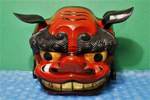 獅子頭 木彫のYahoo!オークション(旧ヤフオク!)の相場・価格を見る