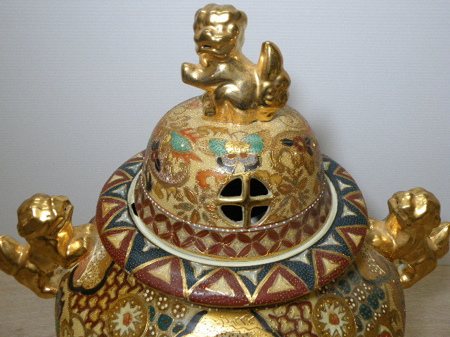 瑞】薩摩焼 右三作 色絵 獅子摘み 獣足 大型 香炉 高47cm