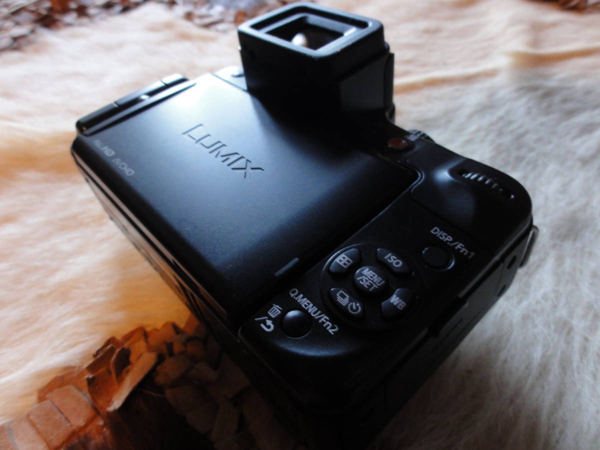 ●●LUMIX●DMC-G３●エスプリブラック●バッテリーと充電器付●●