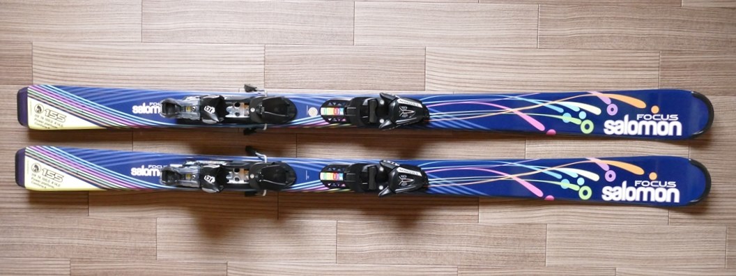 【最新作，人気】 現状売り はない メンテナンス売り SALOMON サロモン レディース スキー 155cm 初心者の方 中級位ま の女性の方へ(150cm～)｜売買されたオークション情報、yahooの商品情報をアーカイブ公開 - オー カービング
