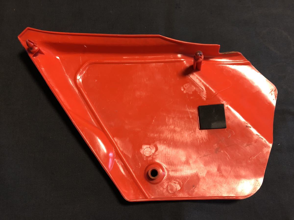 ホンダ XL250S サイドカバー 右