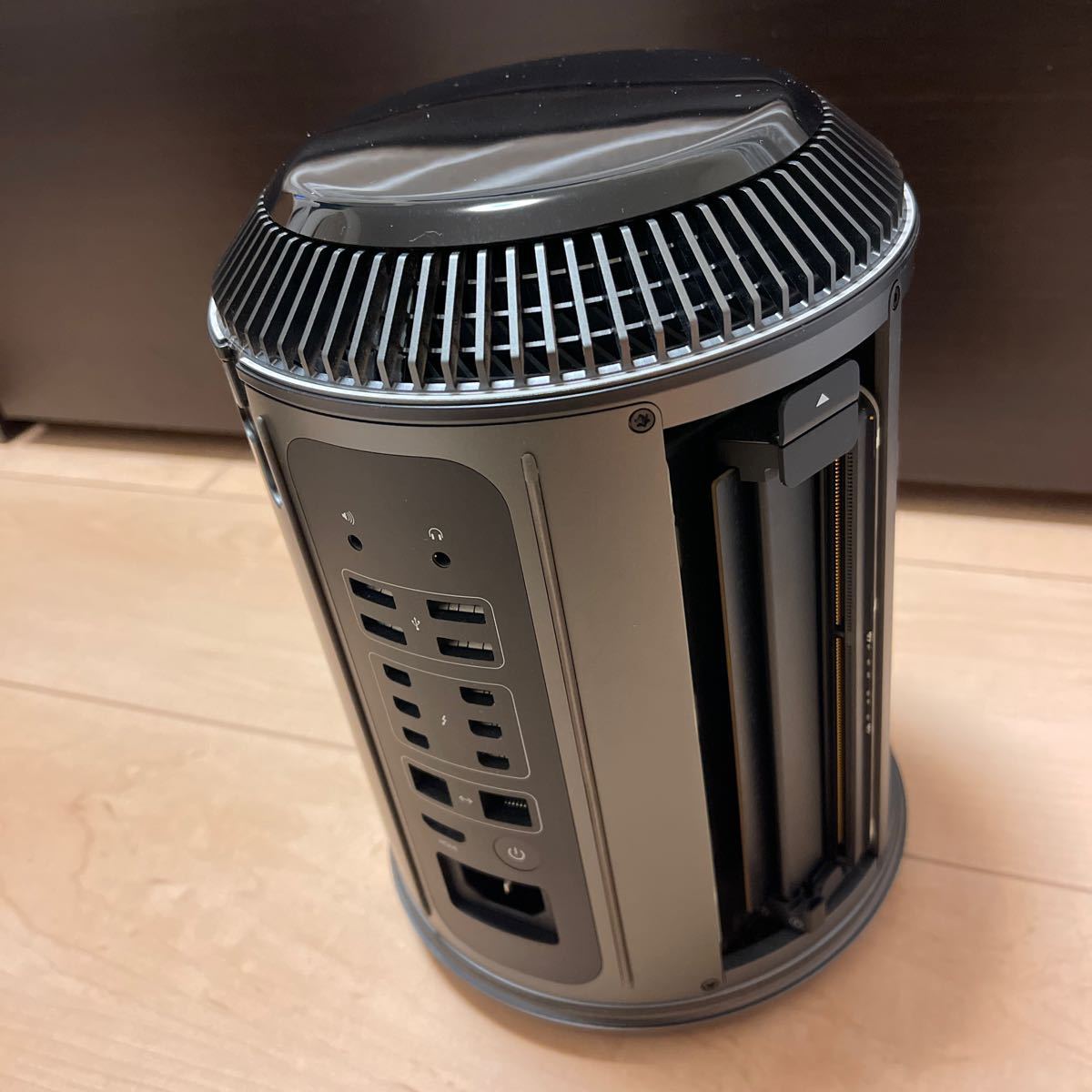 Pro Mac Apple 3.7GHz 2013) Quad-Core (Late 0 Late Xeon E5 SSD RAM is