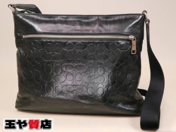 COACH シグネチャー エンボス ショルダーバッグ ブラック 1円～コーチ Coach シグネチャー 型押しショルダーバッグ クロスボディ