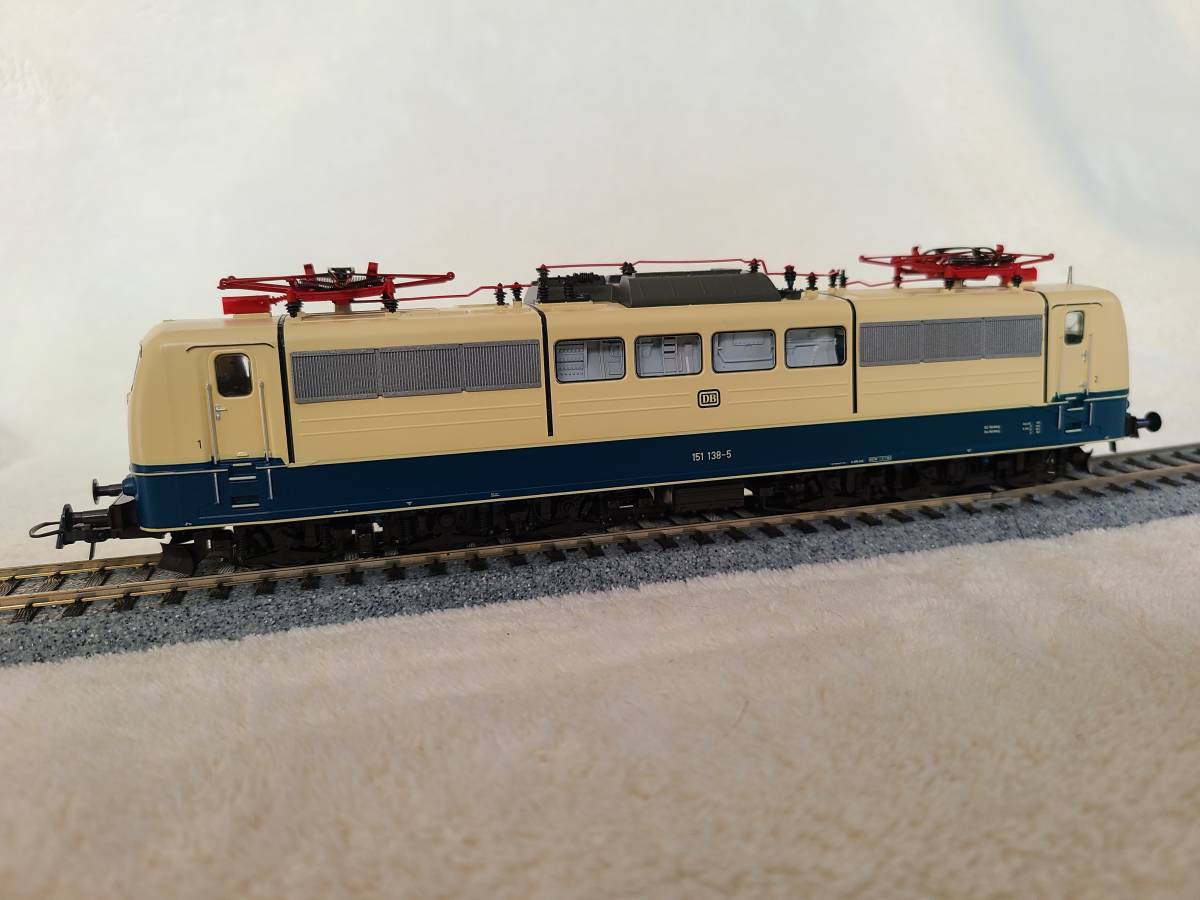 HO ROCO #62526 DC 電気機関車 EL C-C 3軸動力台車x2 BR 151