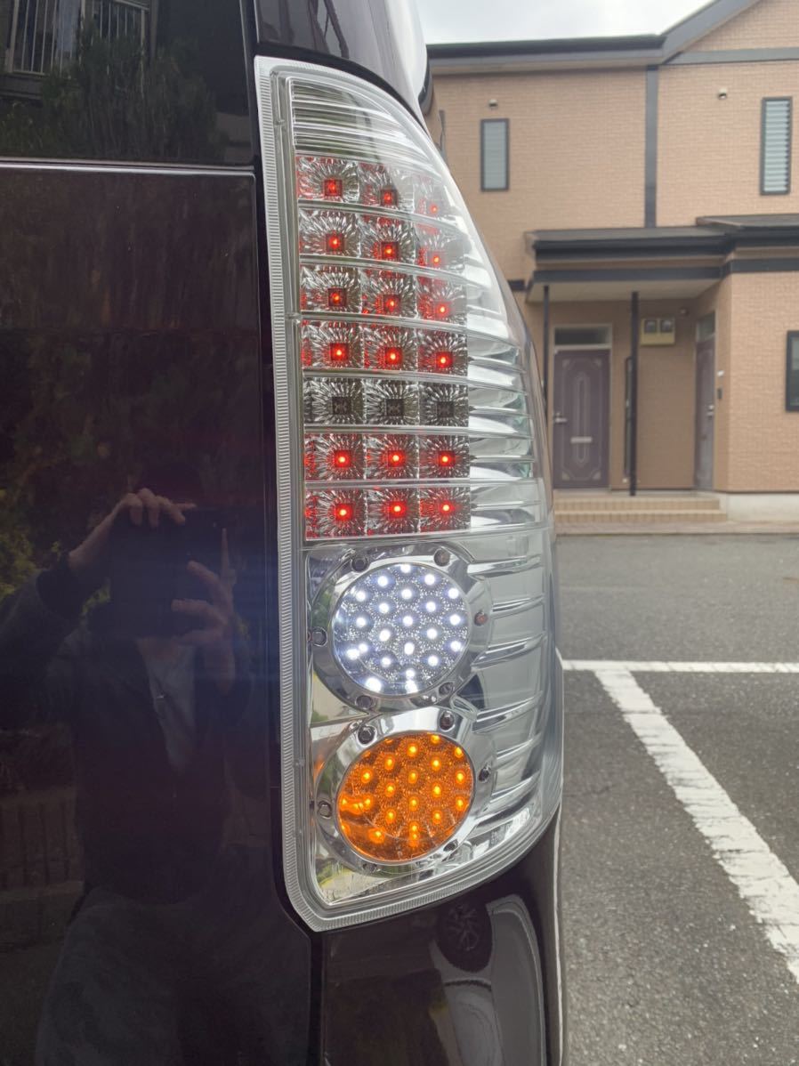 70系ヴォクシー ノア valenti ヴァレンティ ledテールランプ VALENTI