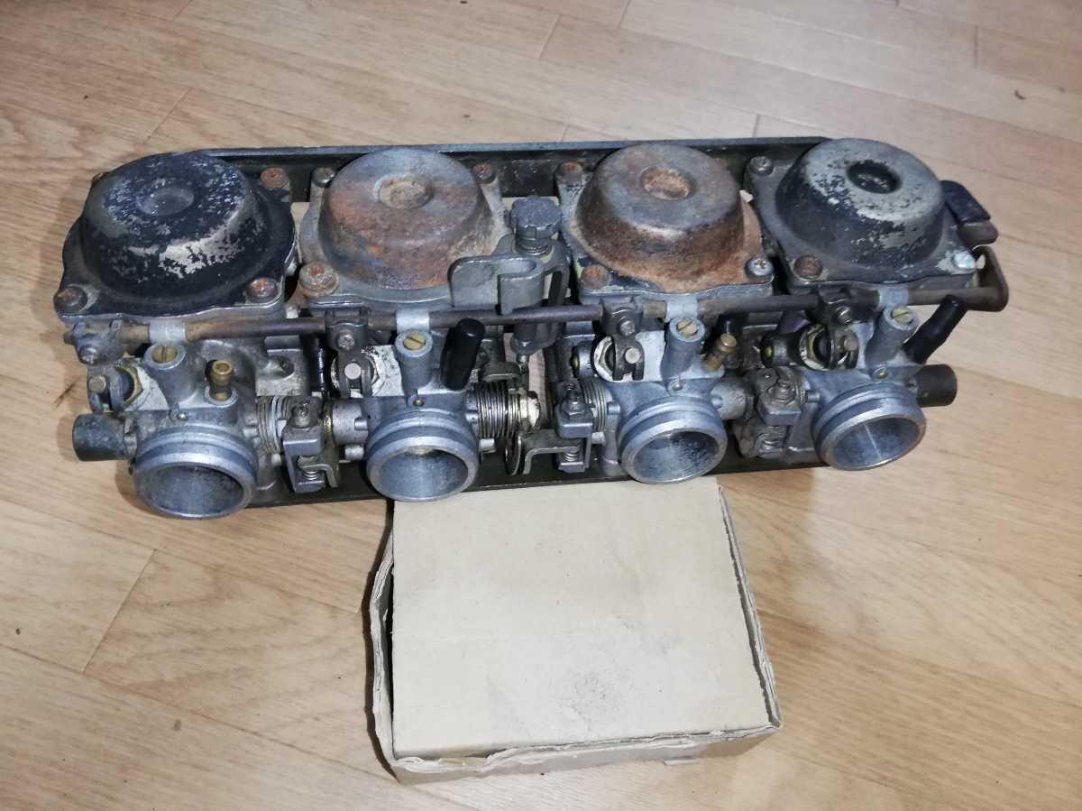 良品】GIVI(ジビ) トップケース V47(パールホワイト 良品】GIVI(ジビ) トップケース V47(パールホワイト