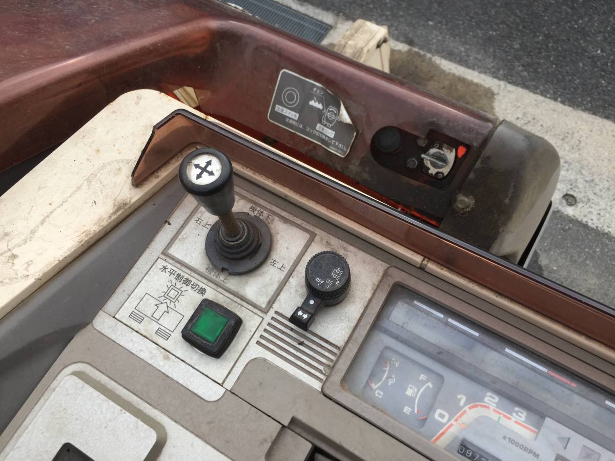 【広島発☆格安】クボタ　コンバイン　SR30　SKYROAD　3条刈り　グレンタンク　スイスイデバイダ　実動　売り切り_6