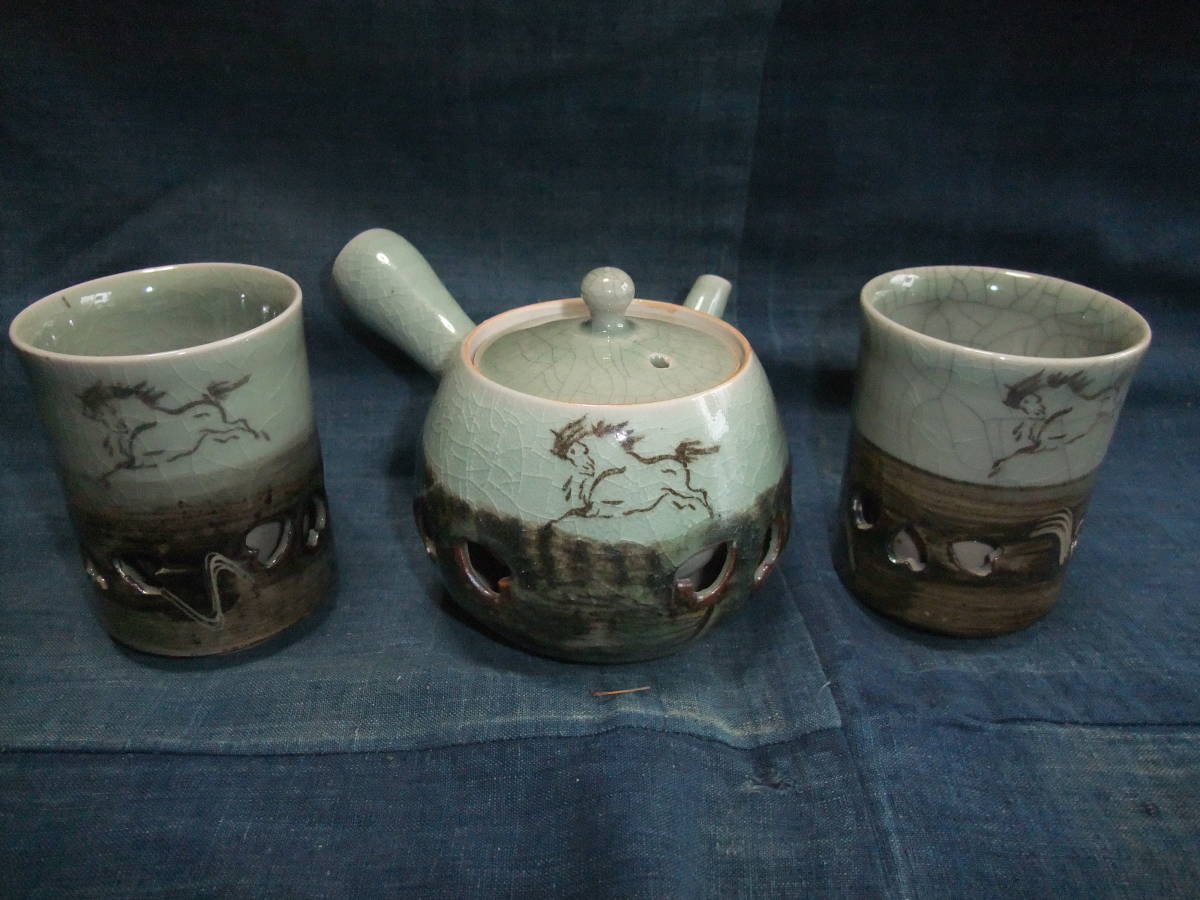 相馬焼 酒器セット 急須 湯冷まし　茶碗5　 伝統工芸 急須 相馬焼 - 湯冷まし 時代物 茶器揃え5客セット 相馬焼／金彩／前茶