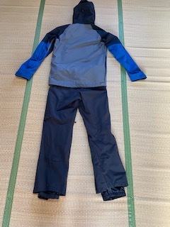 【品質保証，人気】 BURTON バートン ak 2014年 上XS 下Sサイズセット(XSサイズ以下)｜売買されたオークション情報、yahooの商品情報をアーカイブ公開 - オークファン トップス、ジャケット