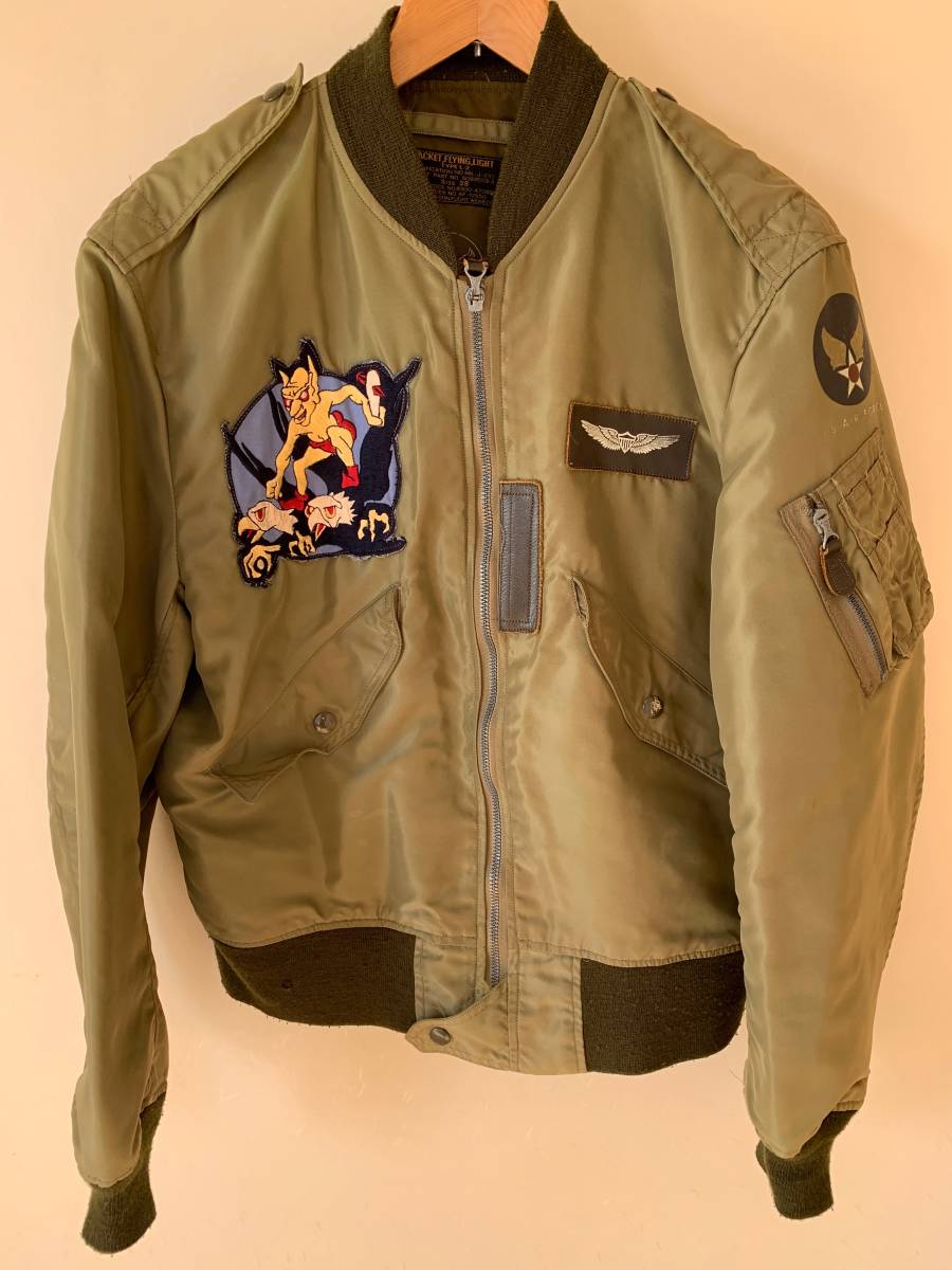 【コラボ】WHITESVILLE Road Runner スタジャン フルデコ WHITESVILLE ホワイツビル 袖革フルデコスタジャン ロードランナー刺繍